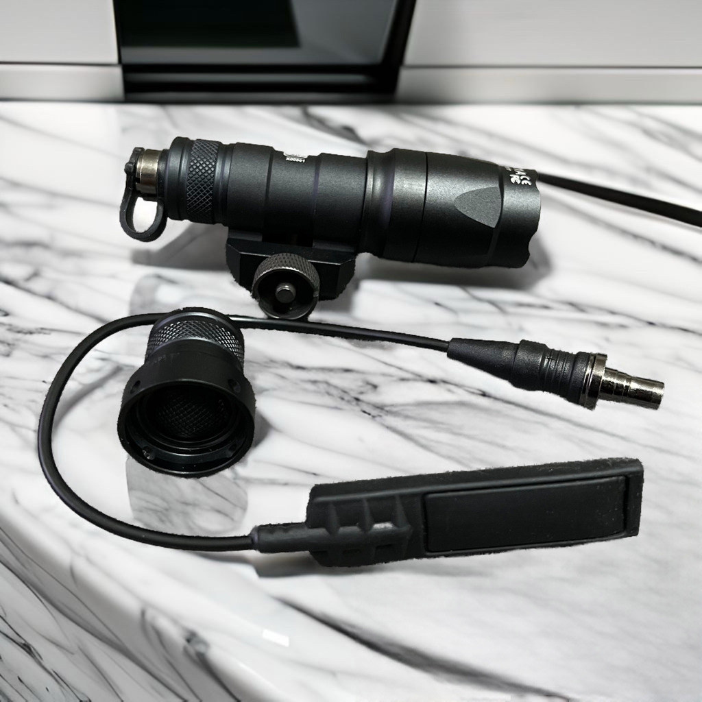 復刻SUREFIRE M600C/M300A 槍燈-爆閃版 第 8 張